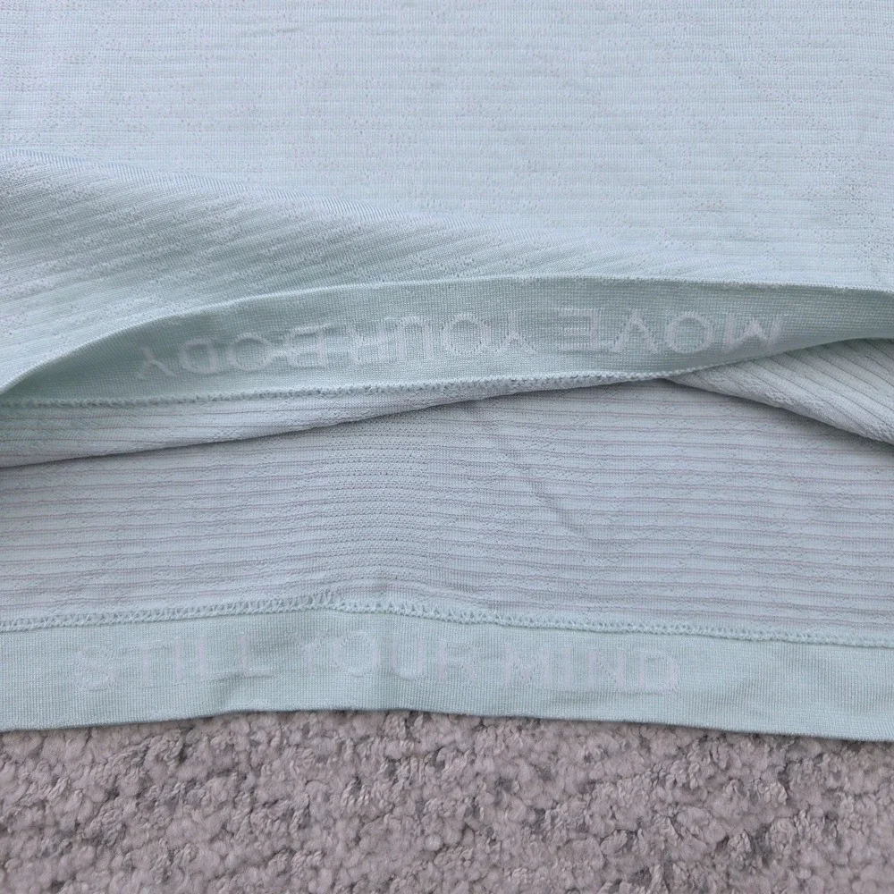 Lululemon Yoga Top Womens 16 Shirt Tee Crew Neck Long Sleeve Thumb Loops Mint